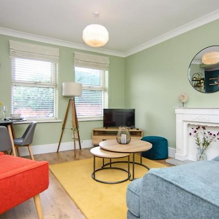 Cosy Lichfield Apartment المظهر الخارجي الصورة