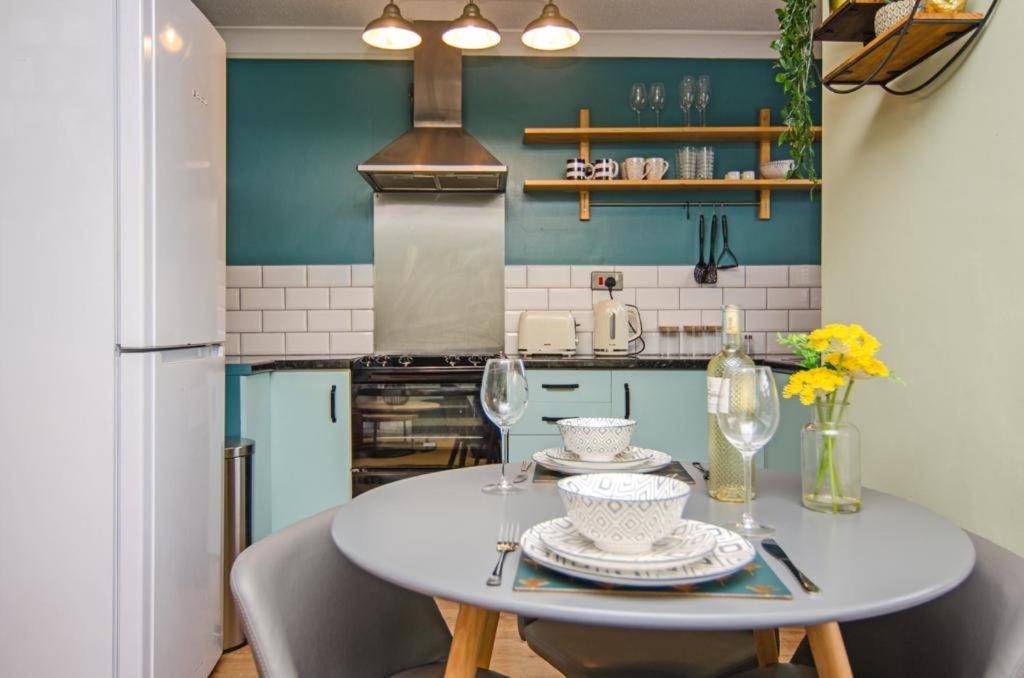 Cosy Lichfield Apartment المظهر الخارجي الصورة